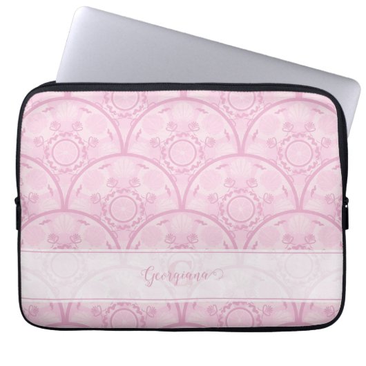 Personalisierte Preppy in Pink Mandala Art Deco Laptopschutzhülle (Vorderseite)