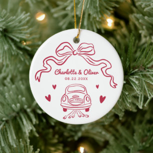 Personalisierte Red Hand Drawn Whimsical Bow Weddi Keramik Ornament