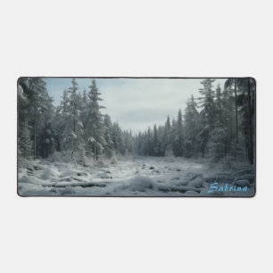 Personalisierte Reinigung in einer Schneewaldmatte Schreibtischunterlage
