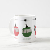 Personalisierte Retro-Skilift Kaffeetasse (Vorderseite Links)