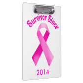 Personalisierte Rosa Brustkrebs Schleife Zwischena Klemmbrett (Rechts)