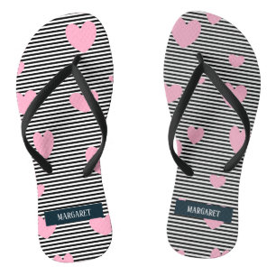 Personalisierte rosa Herzen und Streifen Badesandalen