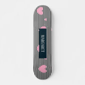 Personalisierte rosa Herzen und Streifen Skateboard (Vorne)