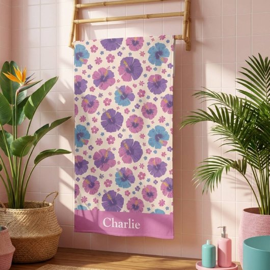 Personalisierte rosa Hibiskusblüte Strandtuch