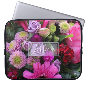 Personalisierte rosa und violette Blumen Laptopschutzhülle
