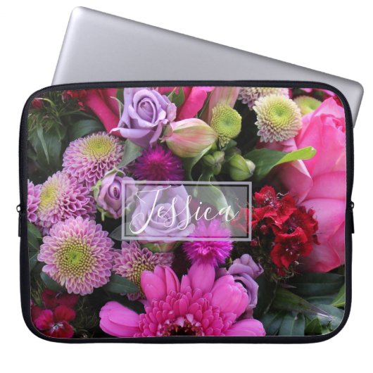 Personalisierte rosa und violette Blumen Laptopschutzhülle (Vorderseite)