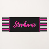 Personalisierte, rosa und weiße Streifen Yogamatte (Rückseite (Horizontal))