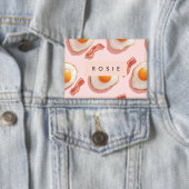 Personalisierte, rosafarbene Eier und Bacon-Muster Button (Insitu)