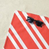 Personalisierte Rot-Orange- und Weißstreifen Strandtuch (Beispiel)
