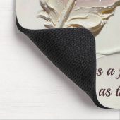 Personalisierte rote Feder mit individuellem Namen Mousepad (Ecke)