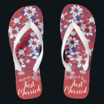 Personalisierte Rote Flora Flitterwochen Badesandalen<br><div class="desc">Diese Flip-Flops sind nicht mehr für die Dusche oder den Strand reserviert. Sie sind ein Update der klassischen Paar, und ganz geeignet, um die Straßen in der Stadt zu treffen. Geben Sie Ihrer Braut das Geschenk des Komforts, ohne den Stil zu opfern. Diese stilvollen Flip Flops können personalisiert sein, um...</div>