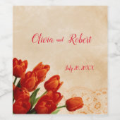 Personalisierte rote Tulpen im Hintergrund Weinetikett (Einzelnes Label)