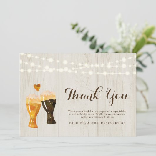 Personalisierte rustikale Brauerei-Bier-Hochzeit Dankeskarte (Stehend Vorderseite)
