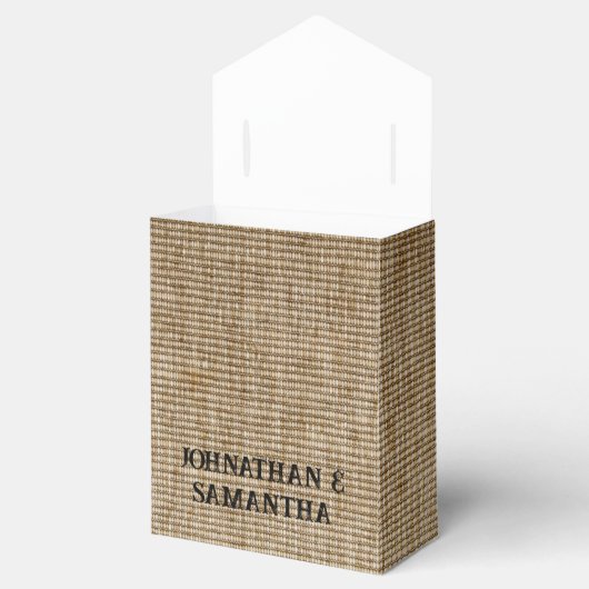 Personalisierte Rustikale Burlap-Gastgeschenk Hoch Geschenkschachtel (Geöffnet)
