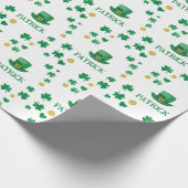 Personalisierte Saint Patricks Leprechaun Clover Geschenkpapier (Ecke)