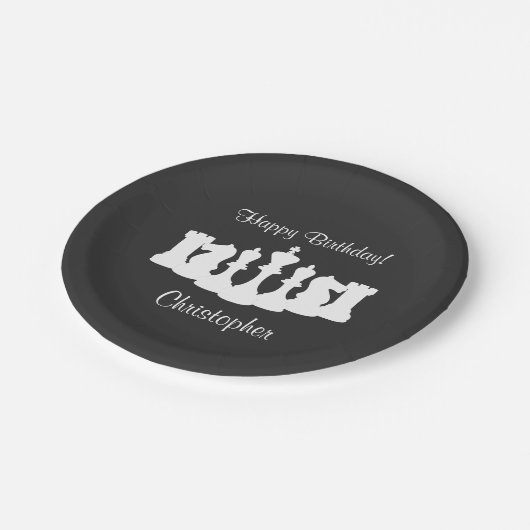 Personalisierte Schachpartien Geburtstag Pappteller (Schrägansicht)