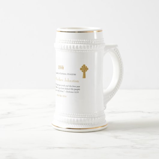 personalisierte Schrift zum 35. Jubiläum Bierglas (VorderseiteRechts)