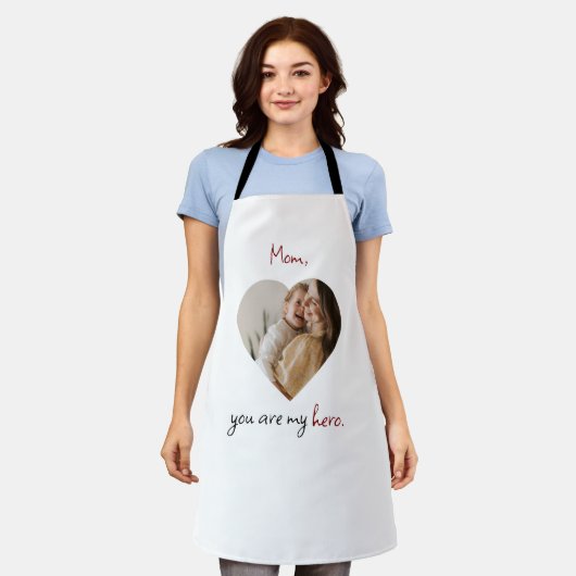 Personalisierte Schürze für Mutter (Getragen)