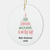 Personalisierte Schwangerschaftsankündigung Wunder Keramik Ornament (Links)
