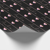 Personalisierte Schwarz-Rosa-Herzen Geschenkpapier (Ecke)
