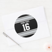 Personalisierte Schwarz-Silber-Sportstreifen Runder Aufkleber (Umschlag)