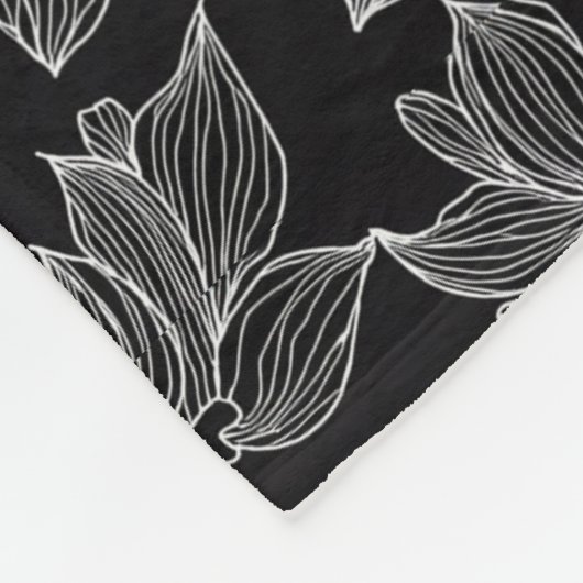 Personalisierte Schwarz-Weiß-Blüte Fleecedecke (Ecke)