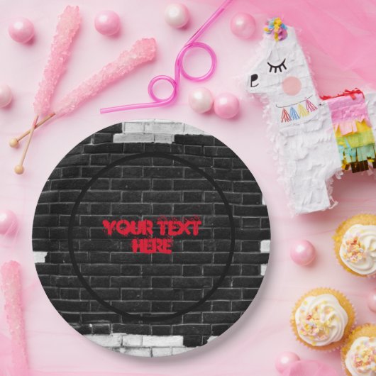 Personalisierte Schwarz-Weiß-Mauer Pappteller (Party)