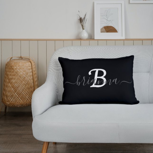 Personalisierte Schwarz-Weiß-Monogramm Lendenkissen (Von Creator hochgeladen)