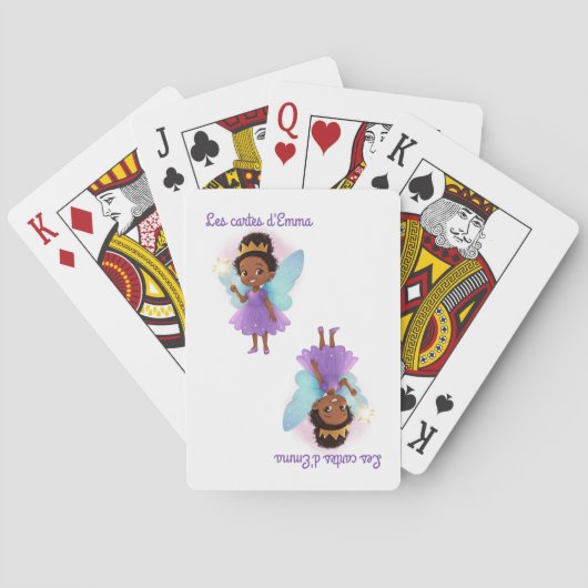 Personalisierte schwarze Fee spielt Spielkarten (Rückseite)