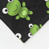 Personalisierte schwarze grüne Namensfrösche Fleecedecke (Ecke)
