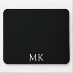Personalisierte Schwarze Monogramm-Initialen Mousepad<br><div class="desc">Sweet Personalisiert Schwarz und Weiß Monogram Initials Mouse Pad. Schönes Design mit weißem Doppeltext in Monogramm auf schwarz. Personalisieren Sie mit Ihrem eigenen Text. Niedliches Accessoire, ideal zum Gebrauch in Ihrer Schule, Zuhause oder im Büro. Wir laden Sie ein, unseren Shop, Simon & Grace für passende Produkte und mehr zu...</div>