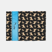 Personalisierte schwarze Mopsnamenshunde Fleecedecke (Vorderseite (Horizontal))