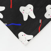 Personalisierte schwarze Pinsel und Zahnmuster Fleecedecke (Ecke)