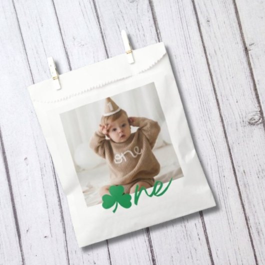 Personalisierte Shamrock-Ein-Geburtstags-Geschenkt Geschenktütchen