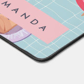 Personalisierte Sommerfrauen Entspannen auf Schwim Schreibtischunterlage (Ecke)