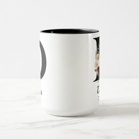 Personalisierte Tasse mit Blumenmonogramm als Gesc (Zentrum)