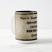 Personalisierte Tasse zum 102. Geburtstag (Vorderseite Links)