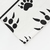 Personalisierte Tatzennamensdrucke des weißen Fleecedecke (Ecke)