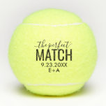 Personalisierte Tennisbälle Perfect Match<br><div class="desc">Die Perfect Match Personalisierte Custom Tennis Ball Gastgeschenke Hochzeiten mit einem einfachen, modernen, minimalistischen Typografie-Stil mit Kalligraphie Handschrift und großen Sans-Serif-Schriftart und Platz für die Initialen und Hochzeitsdatum des Paares. Schwarz, aber alle Farben können mit dem Vorlageneditor von Zazzle geändert werden. Kontaktieren Sie den Zazzle Store von Paper Traube für...</div>