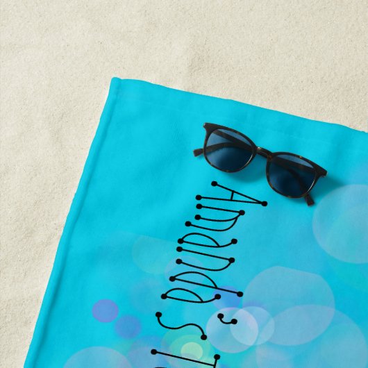 Personalisierte Tentakel des Oktopus mit Bläschen Strandtuch (Beispiel)