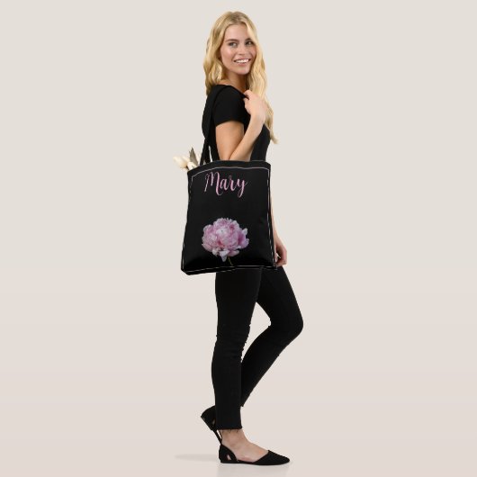Personalisierte Tragetaschen - Rosa Peony Tasche (Am Model)