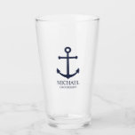 Personalisierte Trauzeuge der Nautischen Marine Glas<br><div class="desc">Nautical Personalisiert Trauzeugen Geschenk mit marineblarem Anker und dem Namen des personalisierten Trauzeugen mit dem Titel in marineblau klassischen Serif Schriftart Stil. Auch perfekt für Trauzeuge,  Brautvater und mehr.</div>