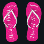 Personalisierte Trauzeugin Rosa oder eine beliebig Badesandalen<br><div class="desc">Magenta Rosa und Weiße Streifen Muster - Ändern Sie die Farbe durch Klicken auf Anpassen. Und sagen Sie alles, was Sie gewollt haben. Machen Sie diese eine Art Flip Flops, die Ihre Nachricht auf ihnen haben. Sei das Gerede vom Strand! Personalisiert mit Ihrem Namen oder was auch immer und Titel...</div>
