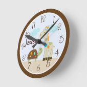 Personalisierte Uhr "Giggle Gang Giraffe & Turtle" (Winkel)