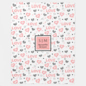 Personalisierte Valentinsdecke Rosa Schwarze Herze Fleecedecke (Vorderseite)
