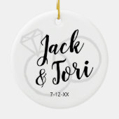 Personalisierte Verlobung Custom Simple Minimal Xm Keramik Ornament (Hinten)