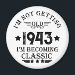 Personalisierte Vintage 90. Geburtstagsparty Magnet<br><div class="desc">Mit diesem Vintagen Geburtstagsgrafik-Design mit phantastischen Typografie-Schriftart-Schriften fügen Sie Ihrem Kleiderschrank etwas Originalität hinzu. Es ist eine großartige Geschenkidee für Männer,  Frauen,  Ehemänner,  Ehefrauen,  Großmutter und Großvater,  die dieses einmalige Kunstwerk Liebe. Ideal für einen unterhaltsamen Urlaub auf Ihrer Geburtstagsfeier.</div>