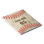 Personalisierte Vintage Baseballnummer Retro Notizblock (angewinkelt)