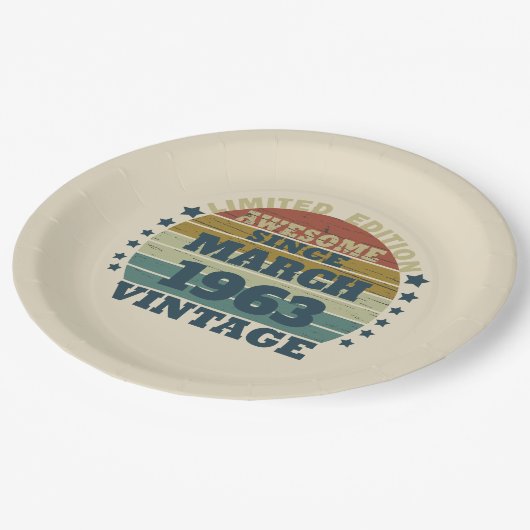 Personalisierte Vintage Geburtstagsgeschenke Pappteller (Schrägansicht)