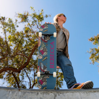 Personalisierte Vintage Schmetterlingsdarstellung Skateboard